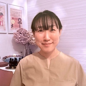 興津　裕代